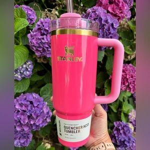 SOLD: Stanley 💕 Quencher H2.0 FlowState Tumbler | 30 oz Pink Parade Limited Ed